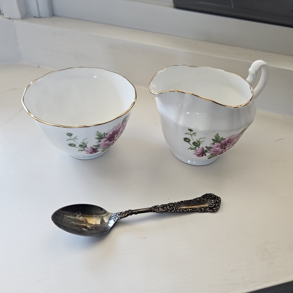 Elegant Floral Teacup and Creamer Set with Spoon